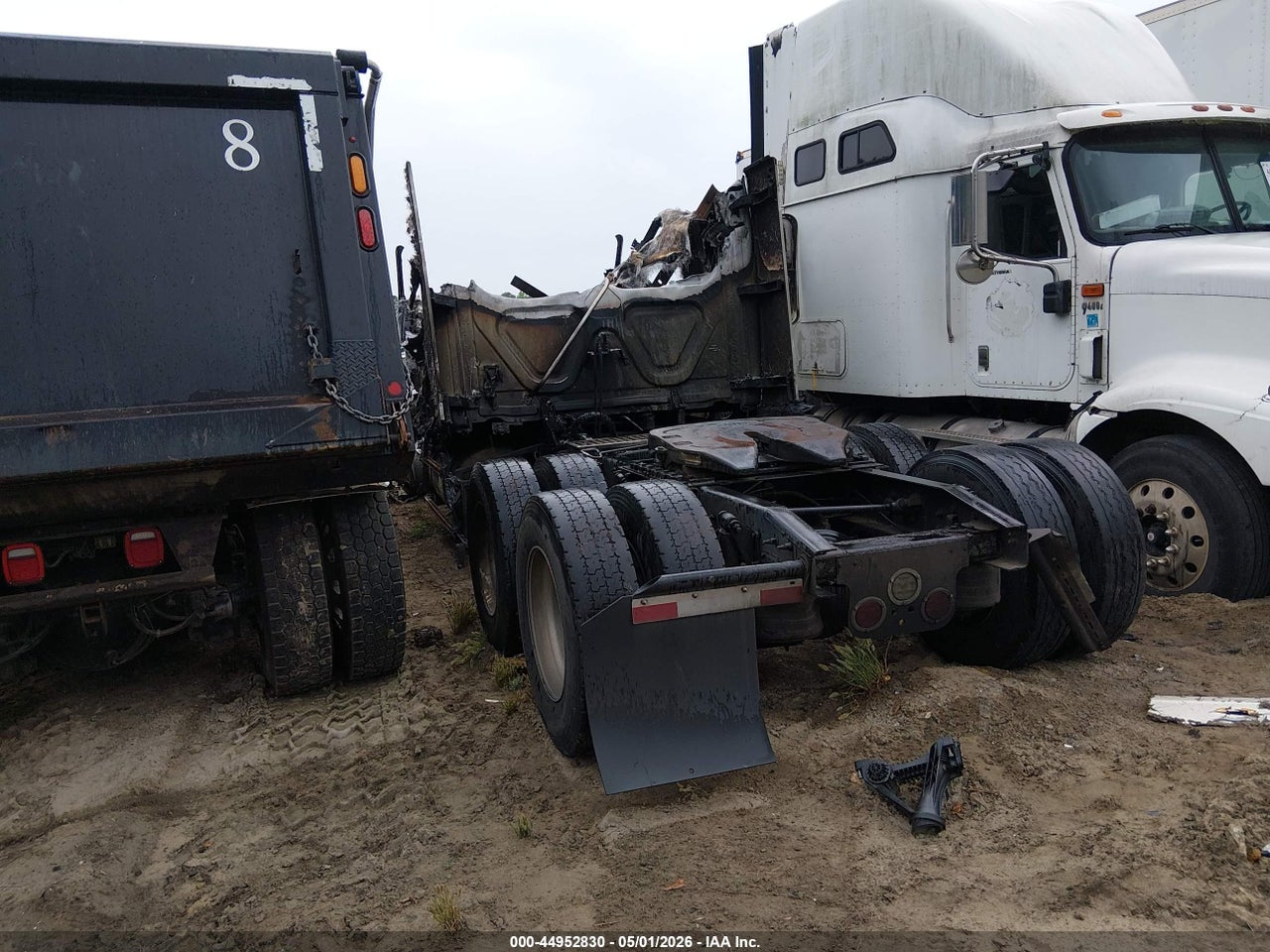 2018 FREIGHTLINER CASCADIA 125 · 3/10