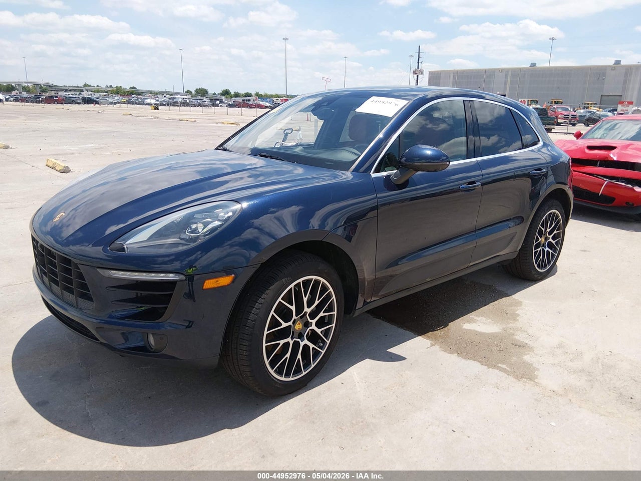 2017 PORSCHE MACAN S · 2/11