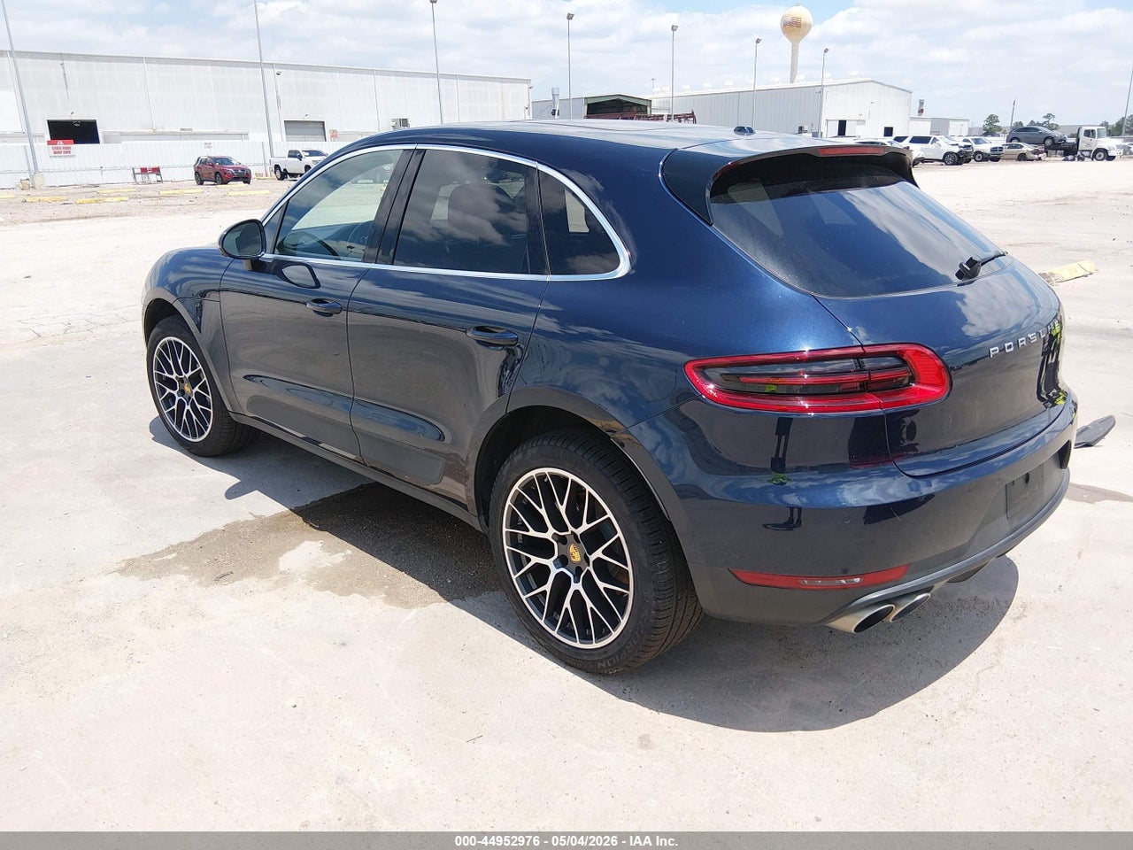 2017 PORSCHE MACAN S · 3/11