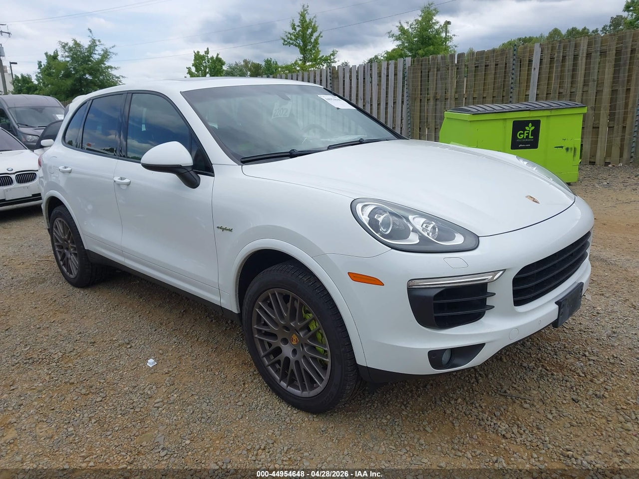 WP1AE2A2XHL****** · 2017 PORSCHE CAYENNE E-HYBRID S PLATINUM EDITION