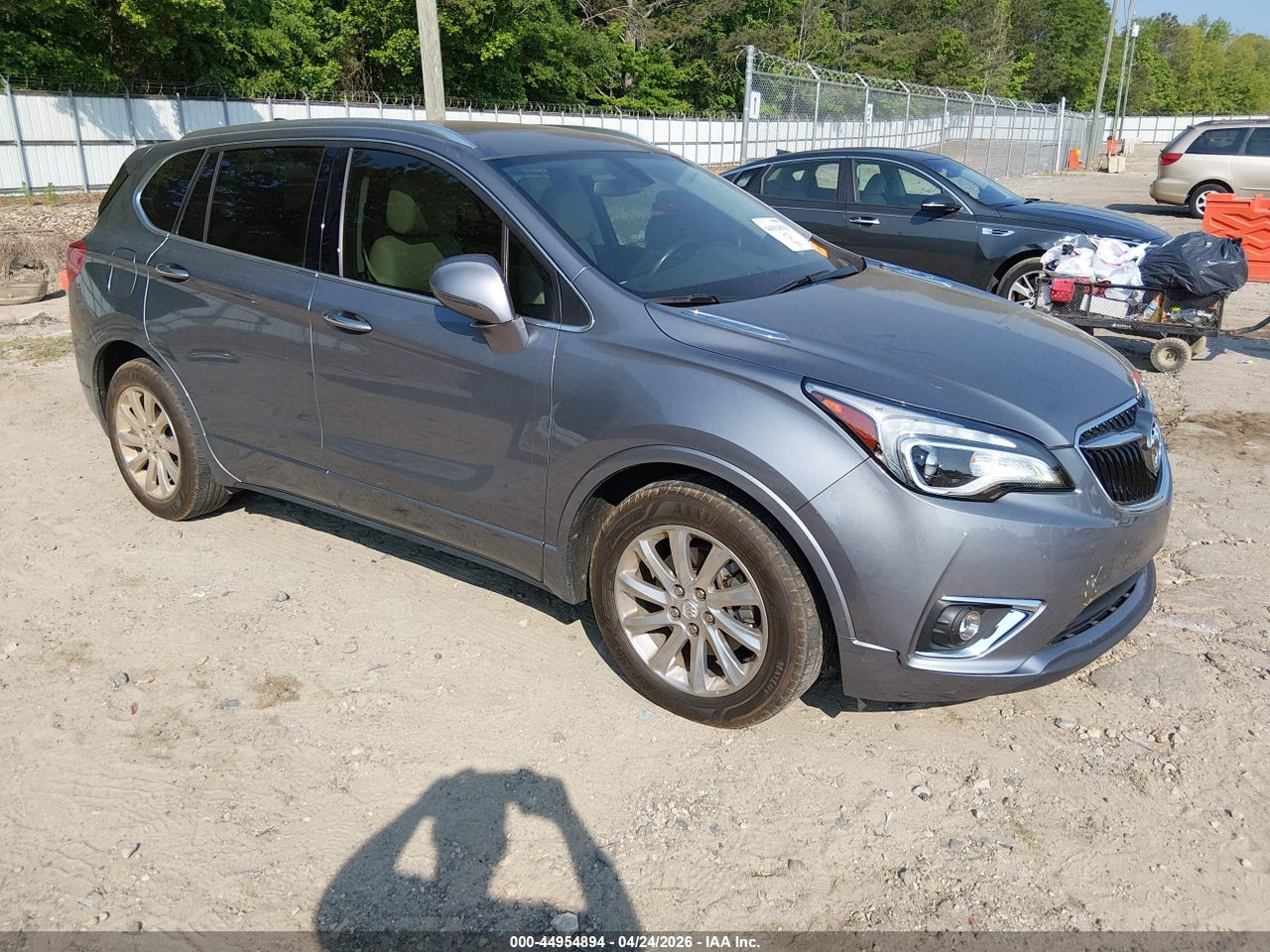 LRBFXCSAXKD****** · 2019 BUICK ENVISION FWD ESSENCE