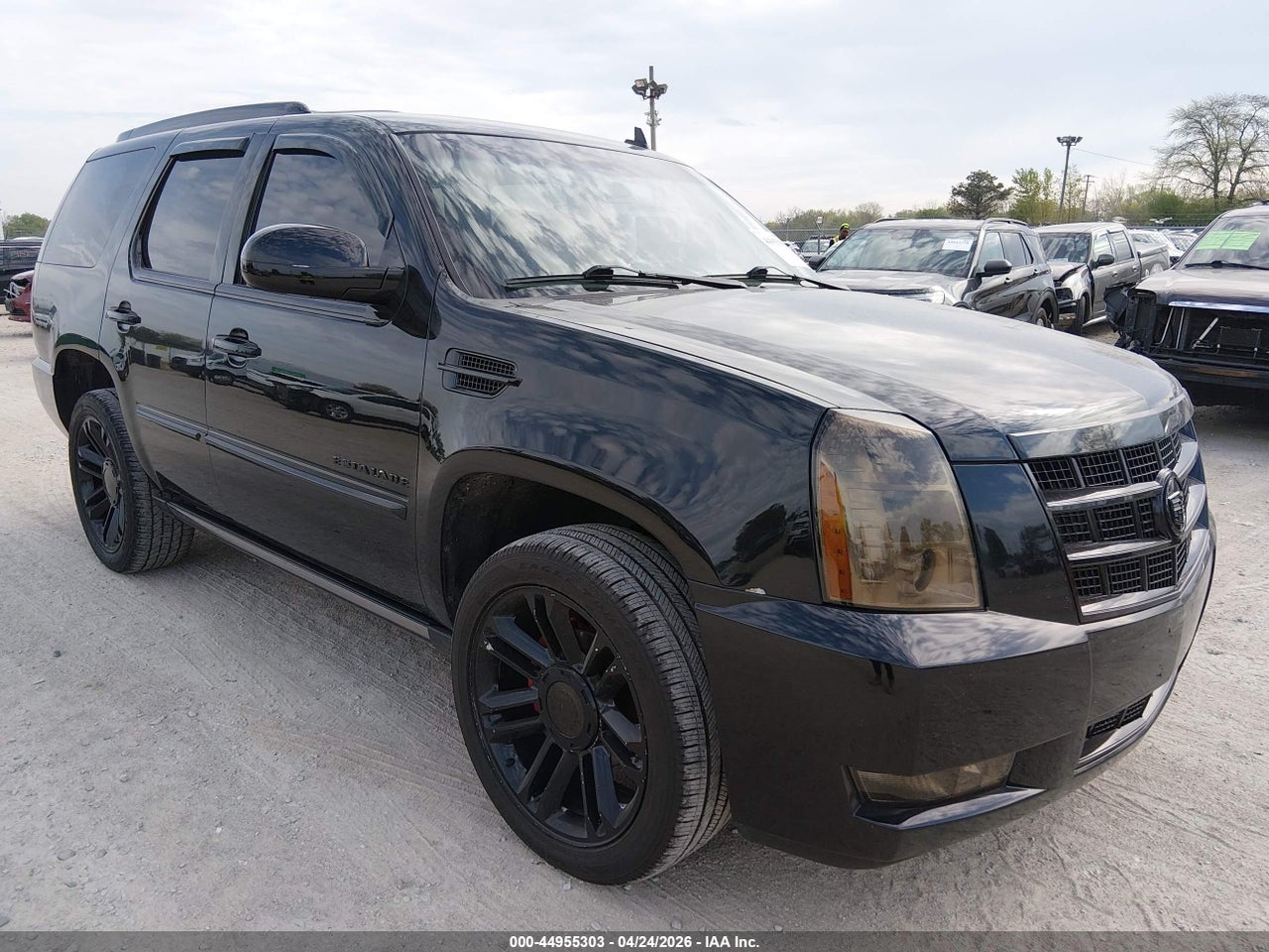 1GYS4CEF3DR****** · 2013 CADILLAC ESCALADE PREMIUM