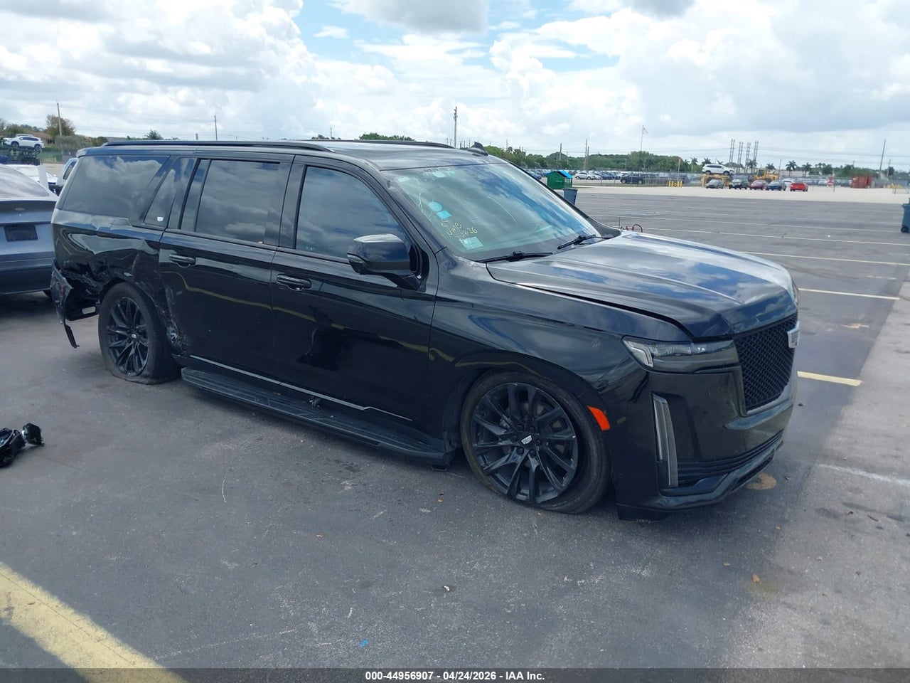 1GYS4RKL6MR****** · 2021 CADILLAC ESCALADE ESV 4WD SPORT PLATINUM