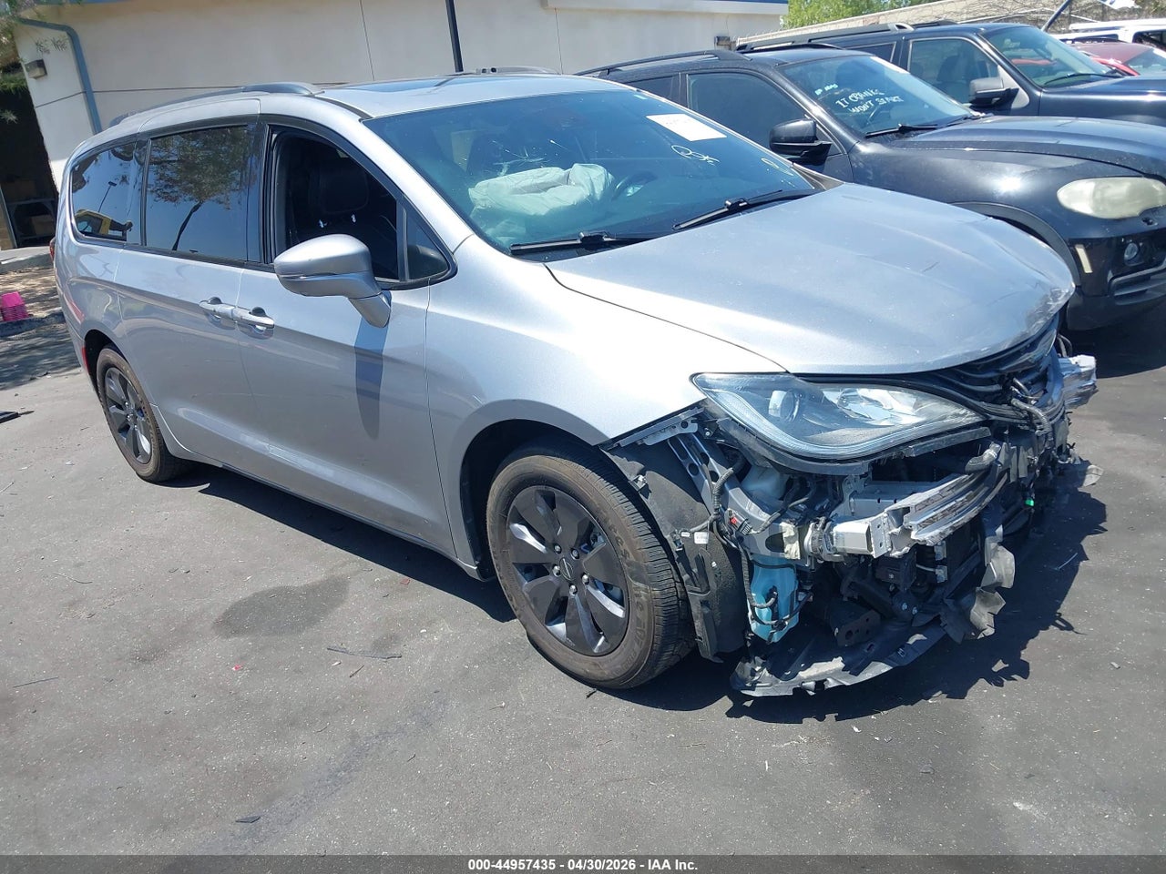 2C4RC1N7XKR****** · 2019 CHRYSLER PACIFICA HYBRID LIMITED