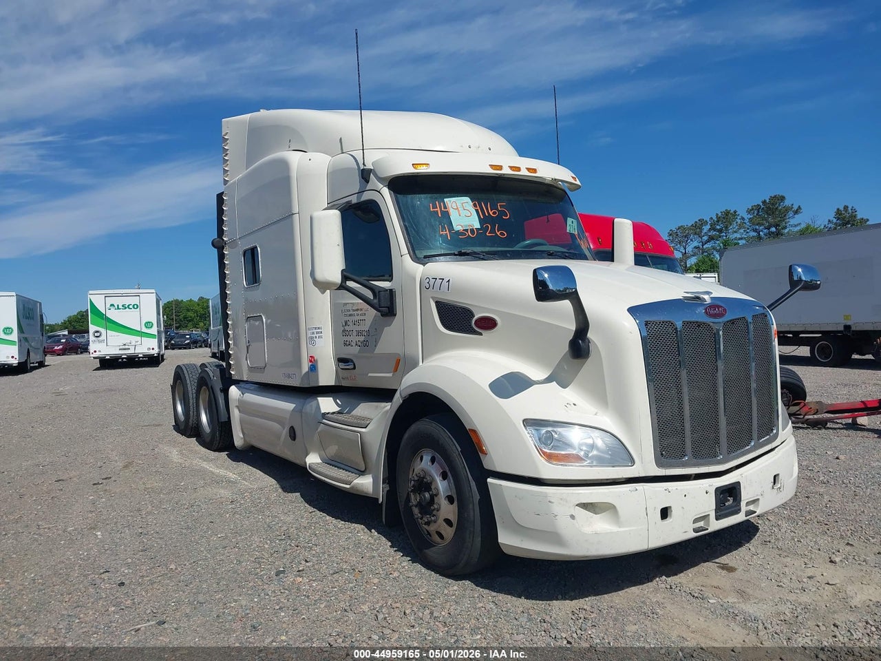 1XPBD49X6HD****** · 2017 PETERBILT 579