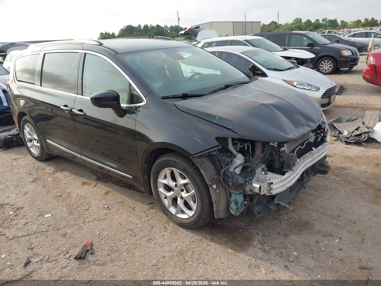 2C4RC1EGXLR****** · 2020 CHRYSLER PACIFICA TOURING L PLUS