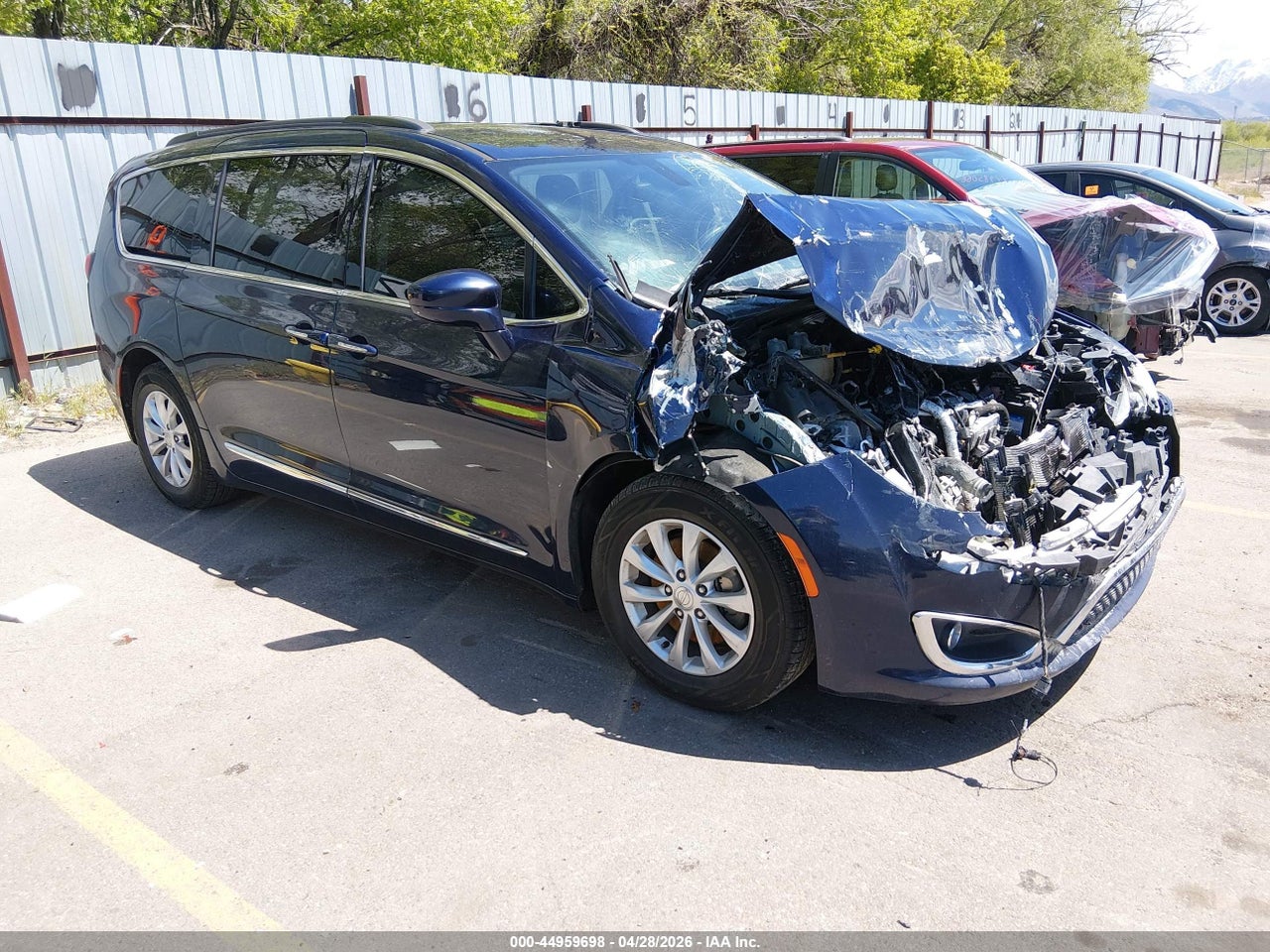 2C4RC1BG3HR****** · 2017 CHRYSLER PACIFICA TOURING-L