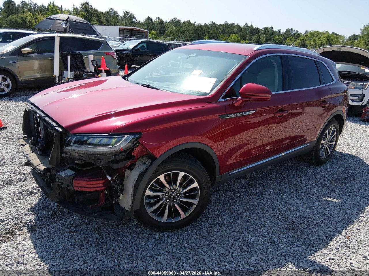 2019 LINCOLN NAUTILUS SELECT · 2/11