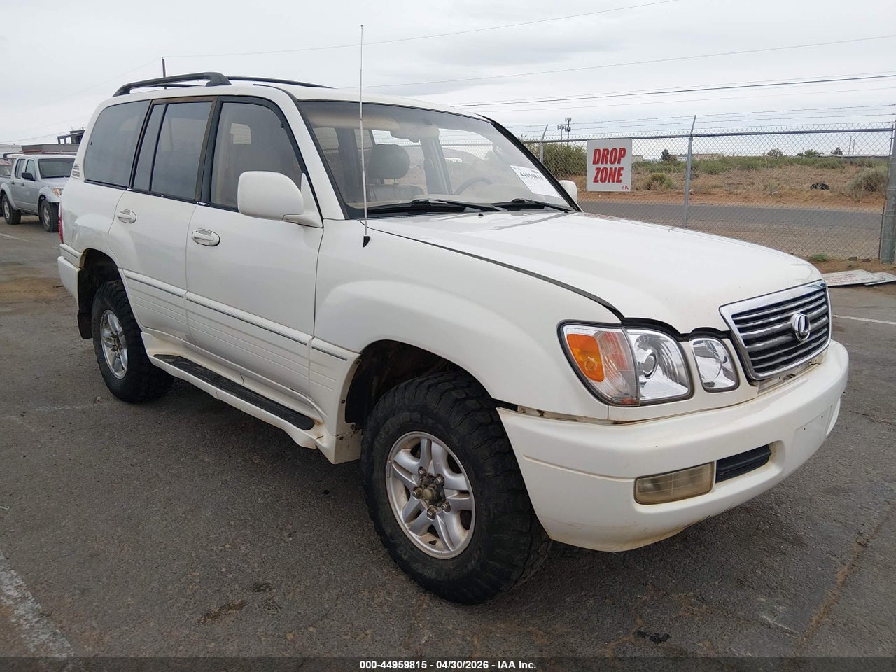 JT6HT00W0X0****** · 1999 LEXUS LX 470