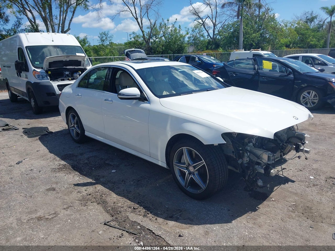 WDDZF4KB3HA****** · 2017 MERCEDES-BENZ E 300 4MATIC