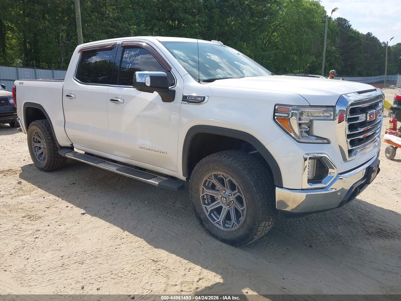 3GTU9DED9KG****** · 2019 GMC SIERRA 1500 SLT