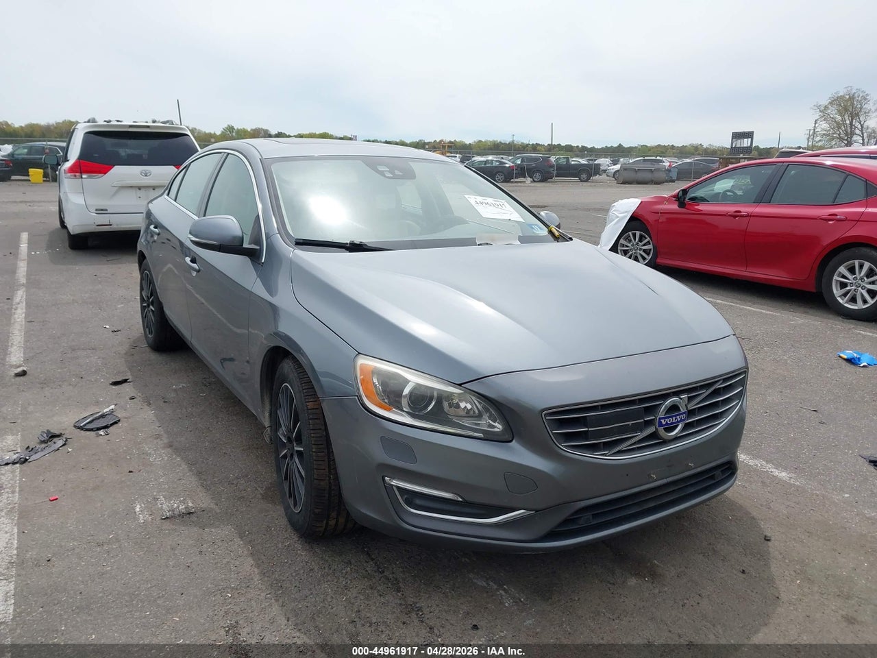 LYV402FM8GB****** · 2016 VOLVO S60 INSCRIPTION T5 DRIVE-E PLATINUM