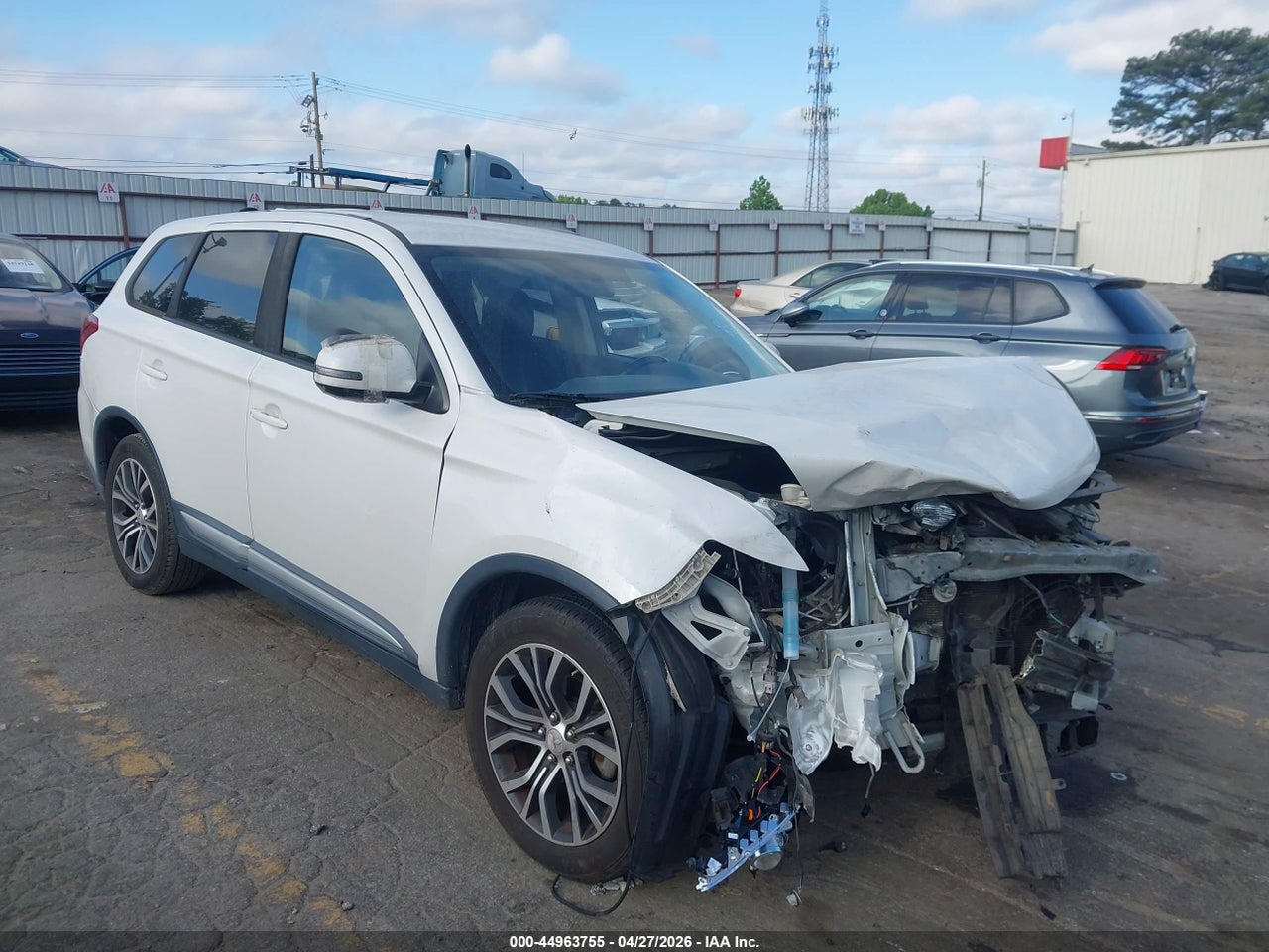 JA4AD3A39HZ****** · 2017 MITSUBISHI OUTLANDER SE