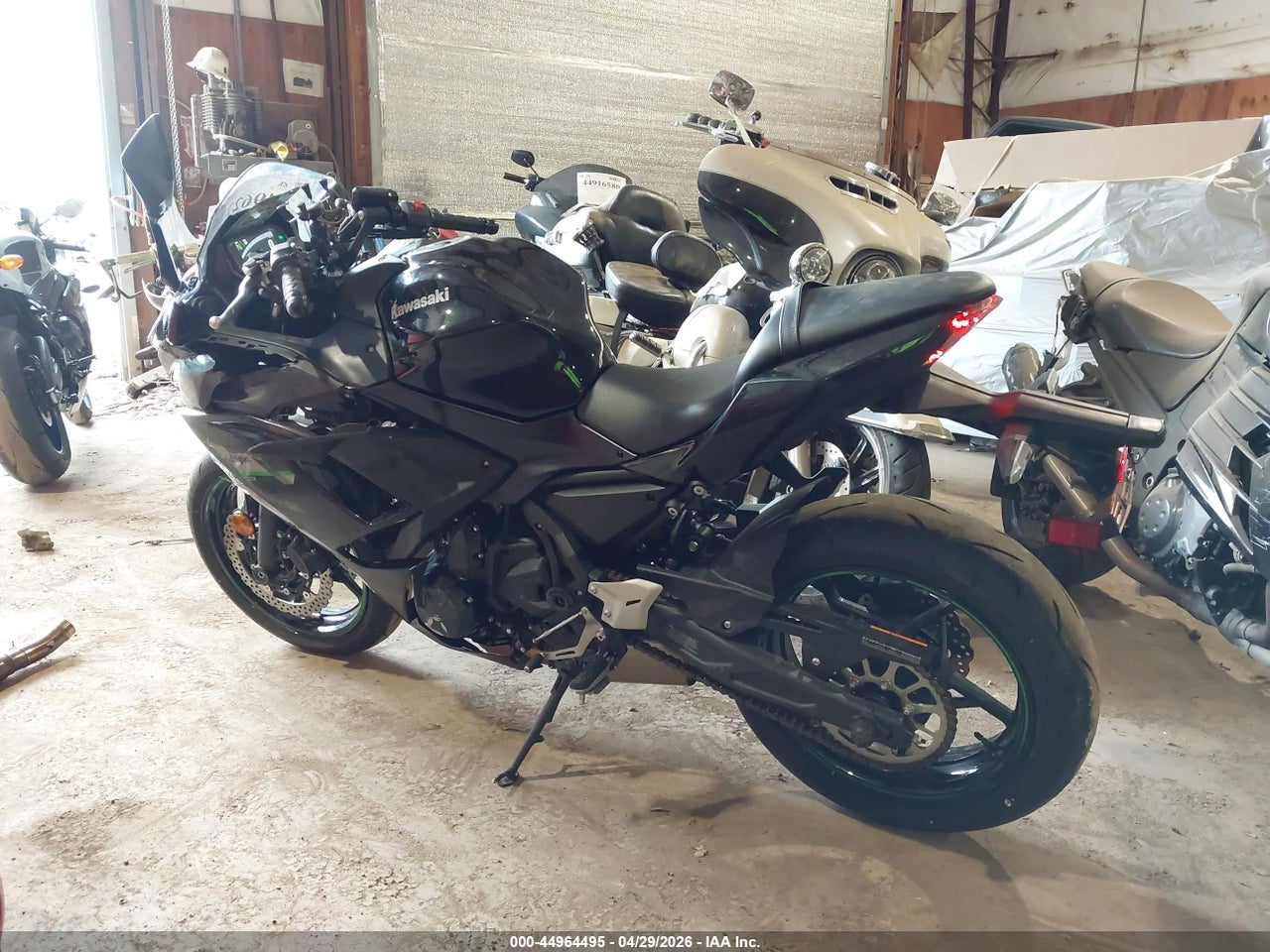 2025 KAWASAKI EX650 R · 3/11