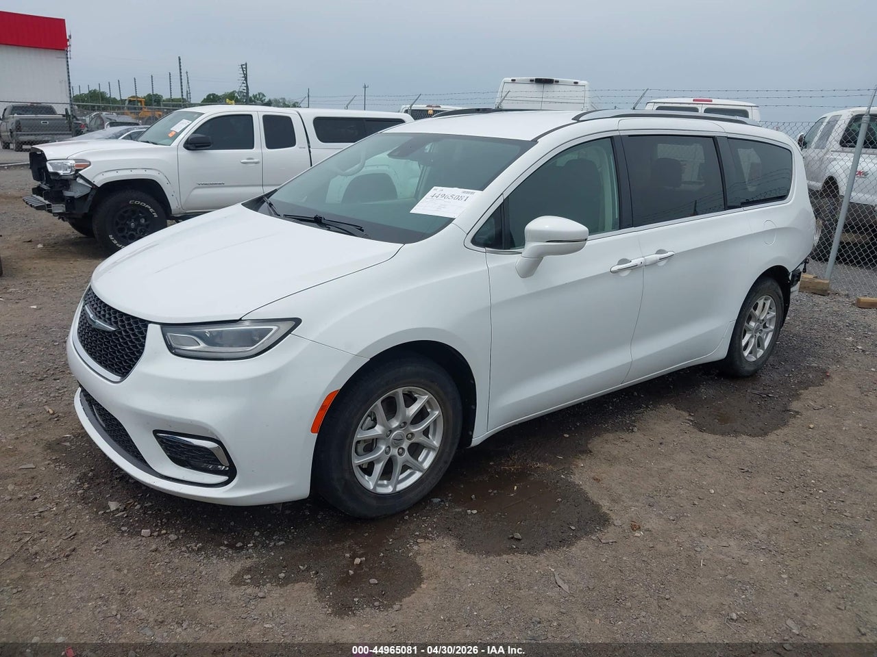 2021 CHRYSLER PACIFICA TOURING L · 2/11