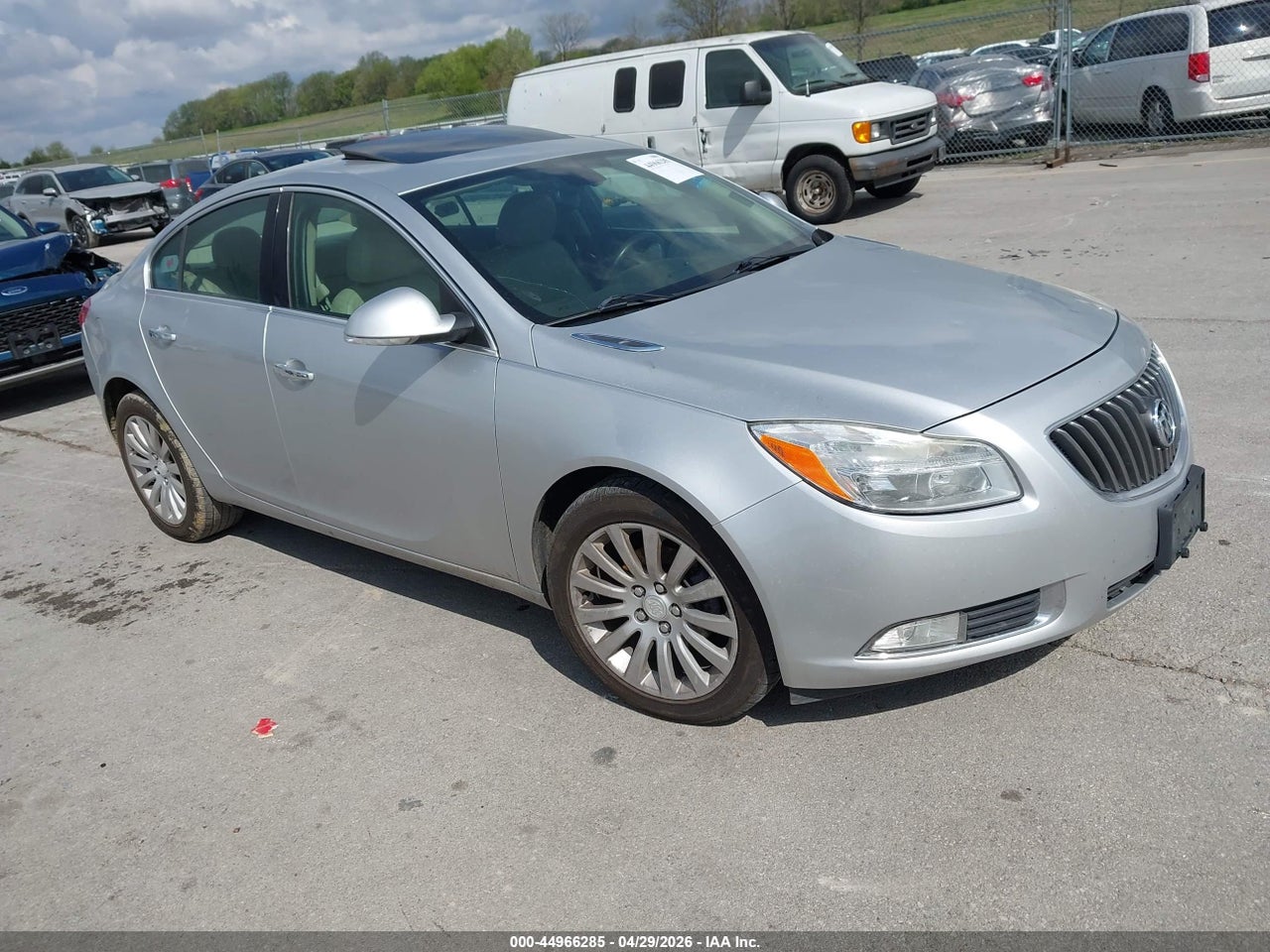 2G4GS5EK2C9****** · 2012 BUICK REGAL PREMIUM 1