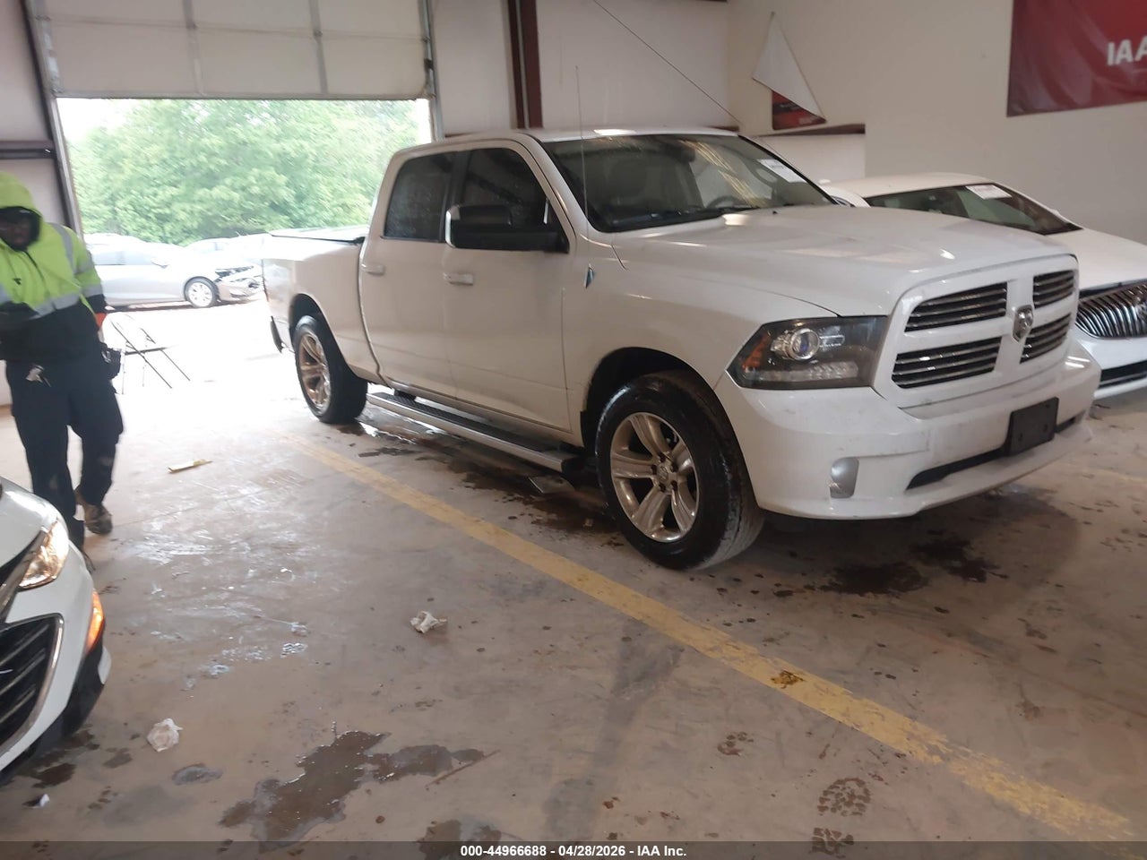 1C6RR7UT6DS****** · 2013 RAM 1500 SPORT