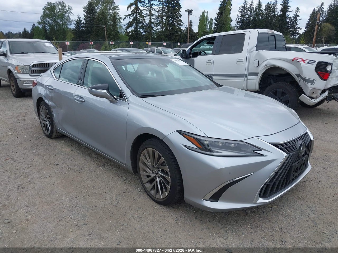 58AEZ1B18SU****** · 2025 LEXUS ES 350 LUXURY