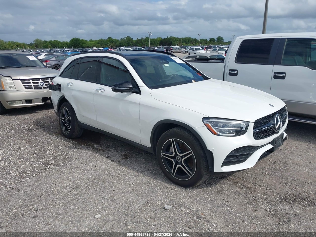 W1N0G8EB3NV****** · 2022 MERCEDES-BENZ GLC 300 4MATIC SUV