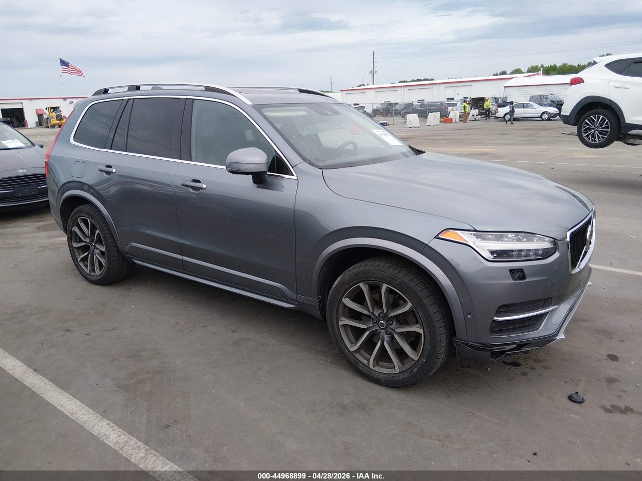 YV4102PK0J1****** · 2018 VOLVO XC90 T5 MOMENTUM