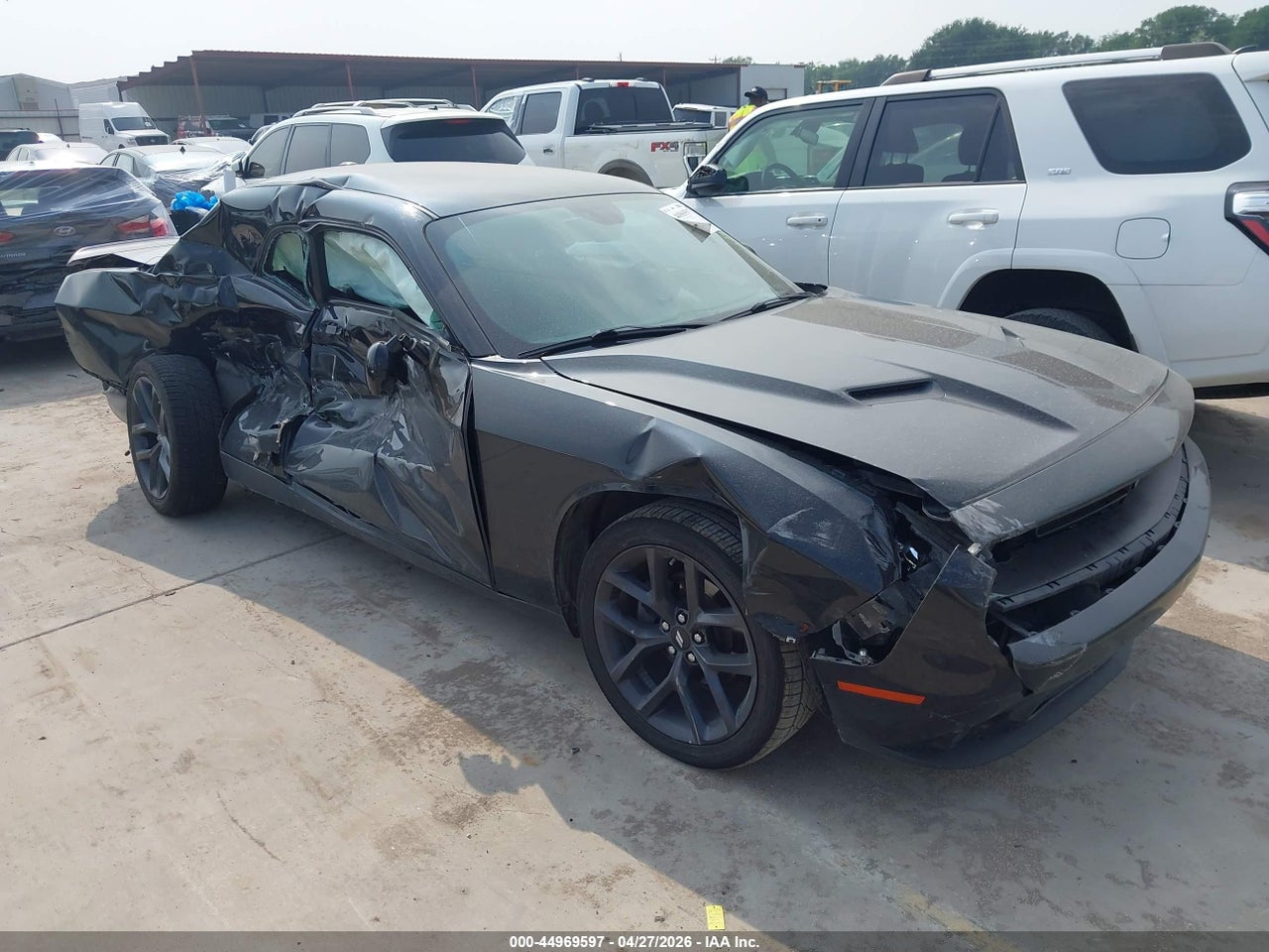 2C3CDZAG2KH****** · 2019 DODGE CHALLENGER SXT
