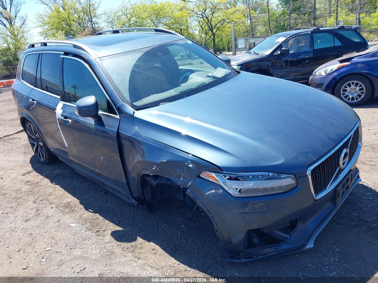 YV4A22PK0J1****** · 2018 VOLVO XC90 T6 MOMENTUM
