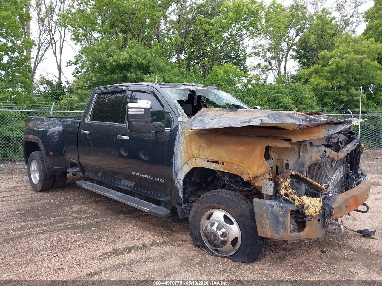 1GT49WEY1PF****** · 2023 GMC SIERRA 3500HD 4WD  LONG BED DENALI
