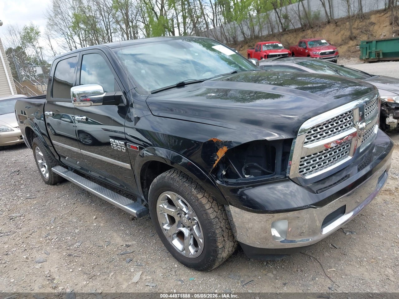 1C6RR7NM1FS****** · 2015 RAM 1500 LARAMIE