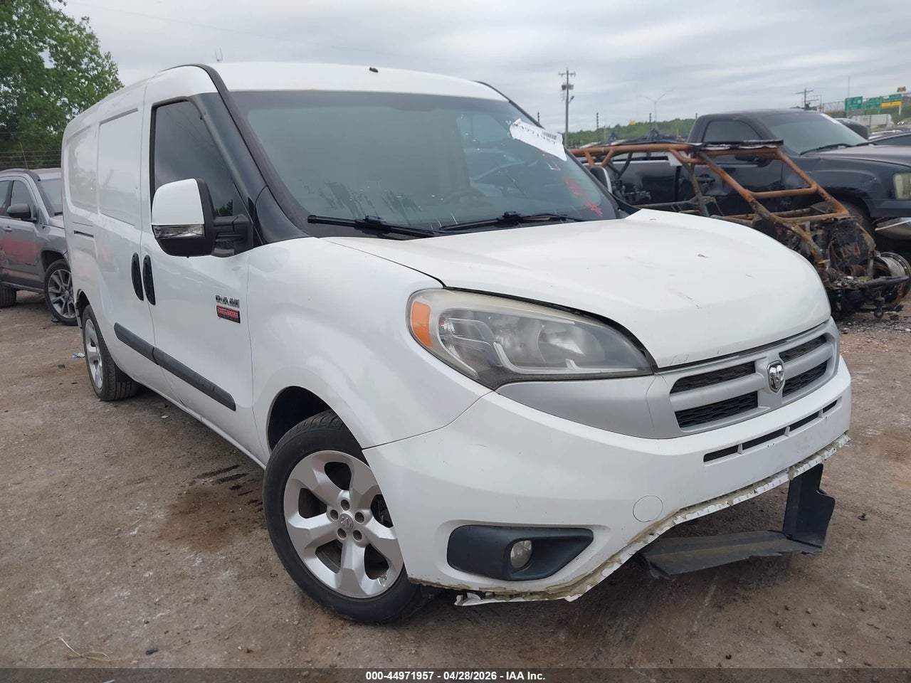 ZFBERFBT1F6****** · 2015 RAM PROMASTER CITY TRADESMAN SLT
