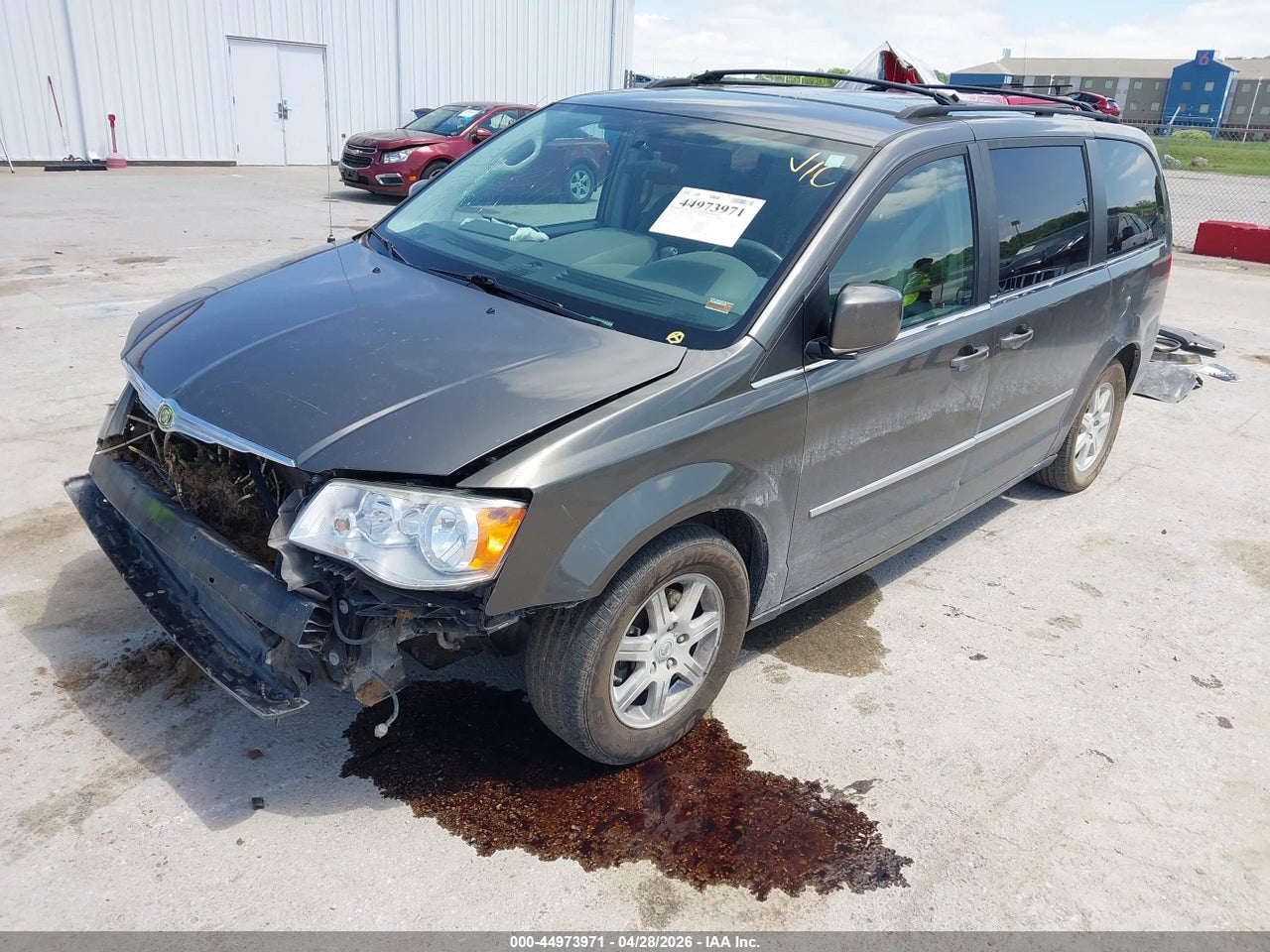 2010 CHRYSLER TOWN &amp; COUNTRY TOURING · 2/11