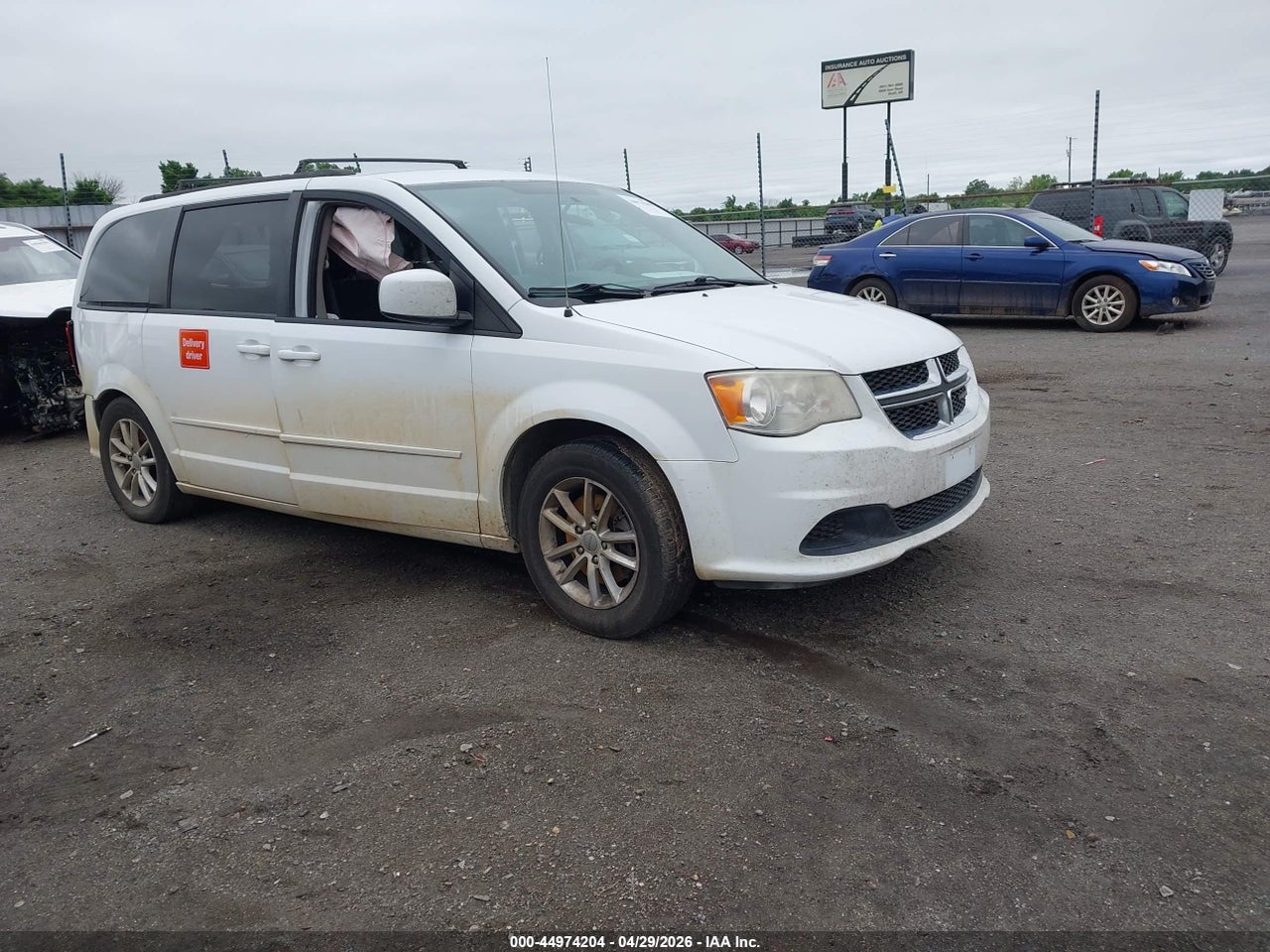 2C4RDGCGXER****** · 2014 DODGE GRAND CARAVAN SXT