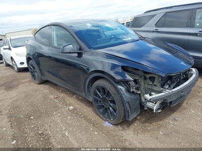 7SAYGDEE7PA****** · 2023 TESLA MODEL Y AWD/LONG RANGE DUAL MOTOR ALL-WHEEL DRIVE