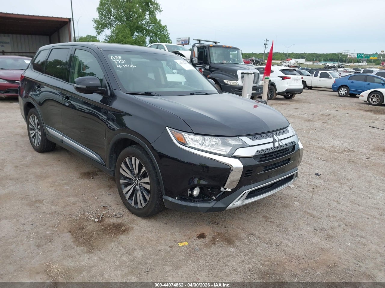 JA4AD3A30KZ****** · 2019 MITSUBISHI OUTLANDER LE/SE/SEL