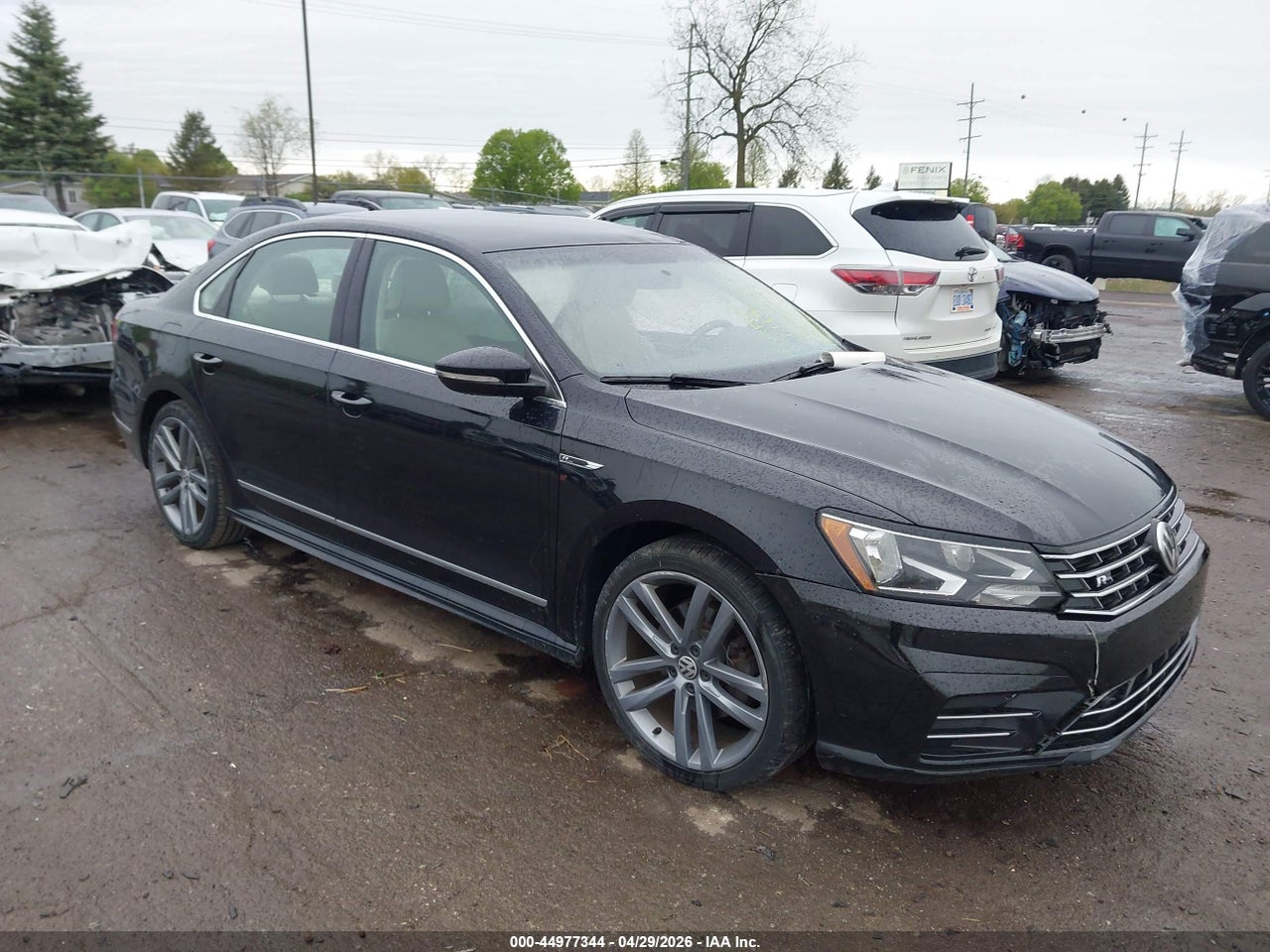 1VWDT7A35HC****** · 2017 VOLKSWAGEN PASSAT 1.8T R-LINE