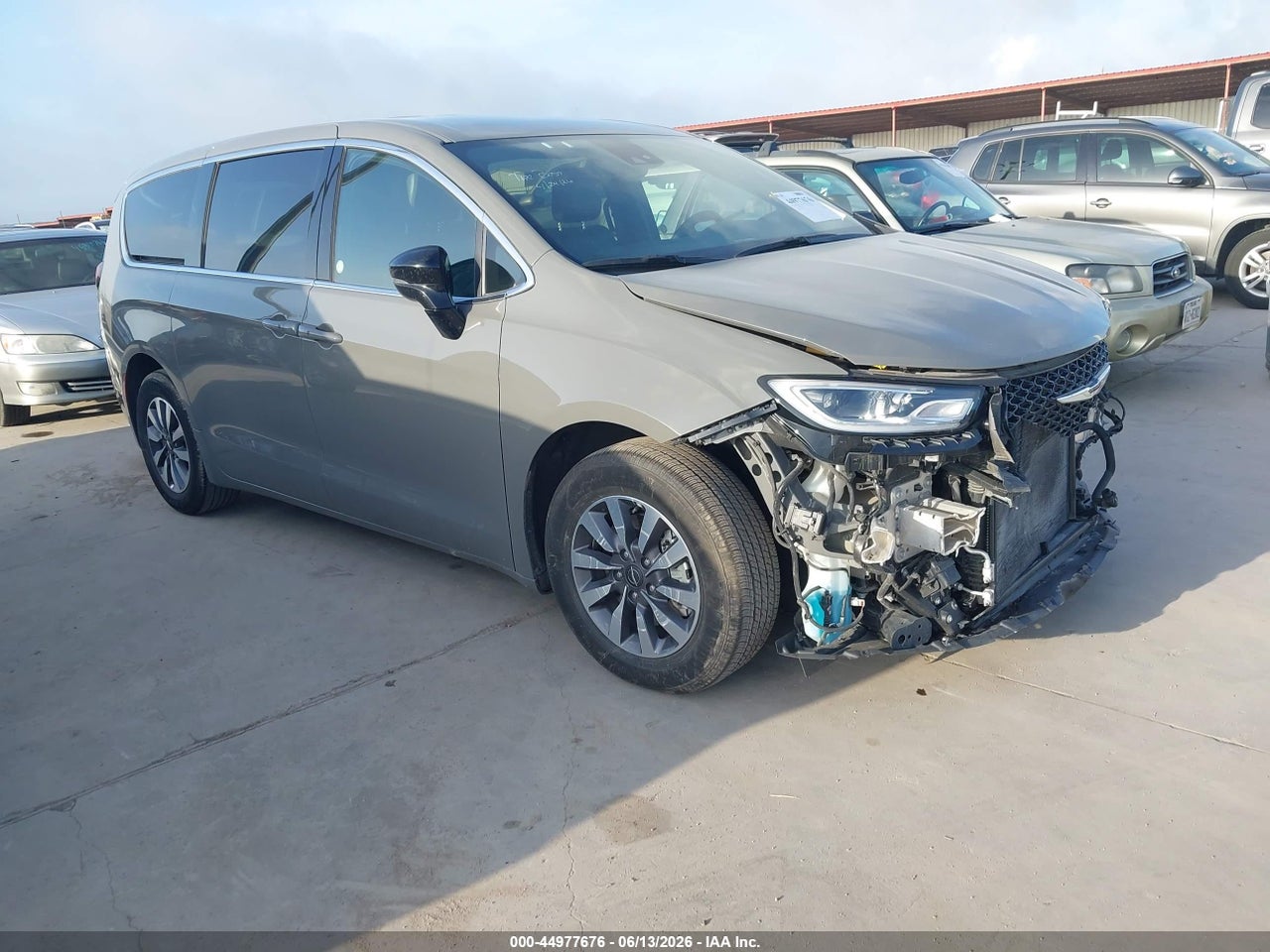 2025 CHRYSLER PACIFICA HYBRID SELECT