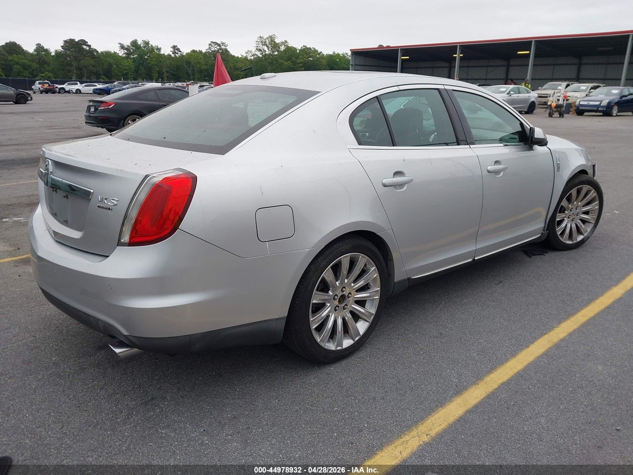 2010 LINCOLN MKS ECOBOOST · 4/11