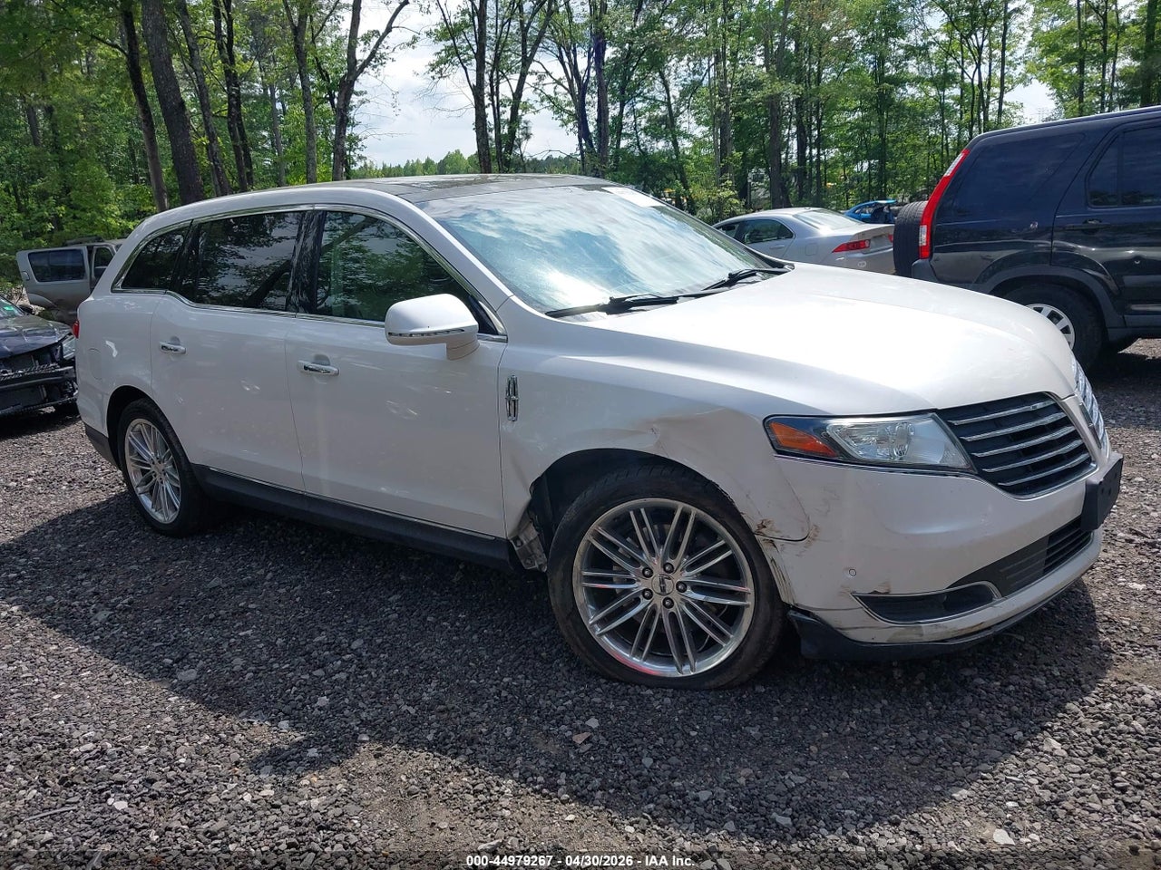 2LMHJ5AT0KB****** · 2019 LINCOLN MKT RESERVE