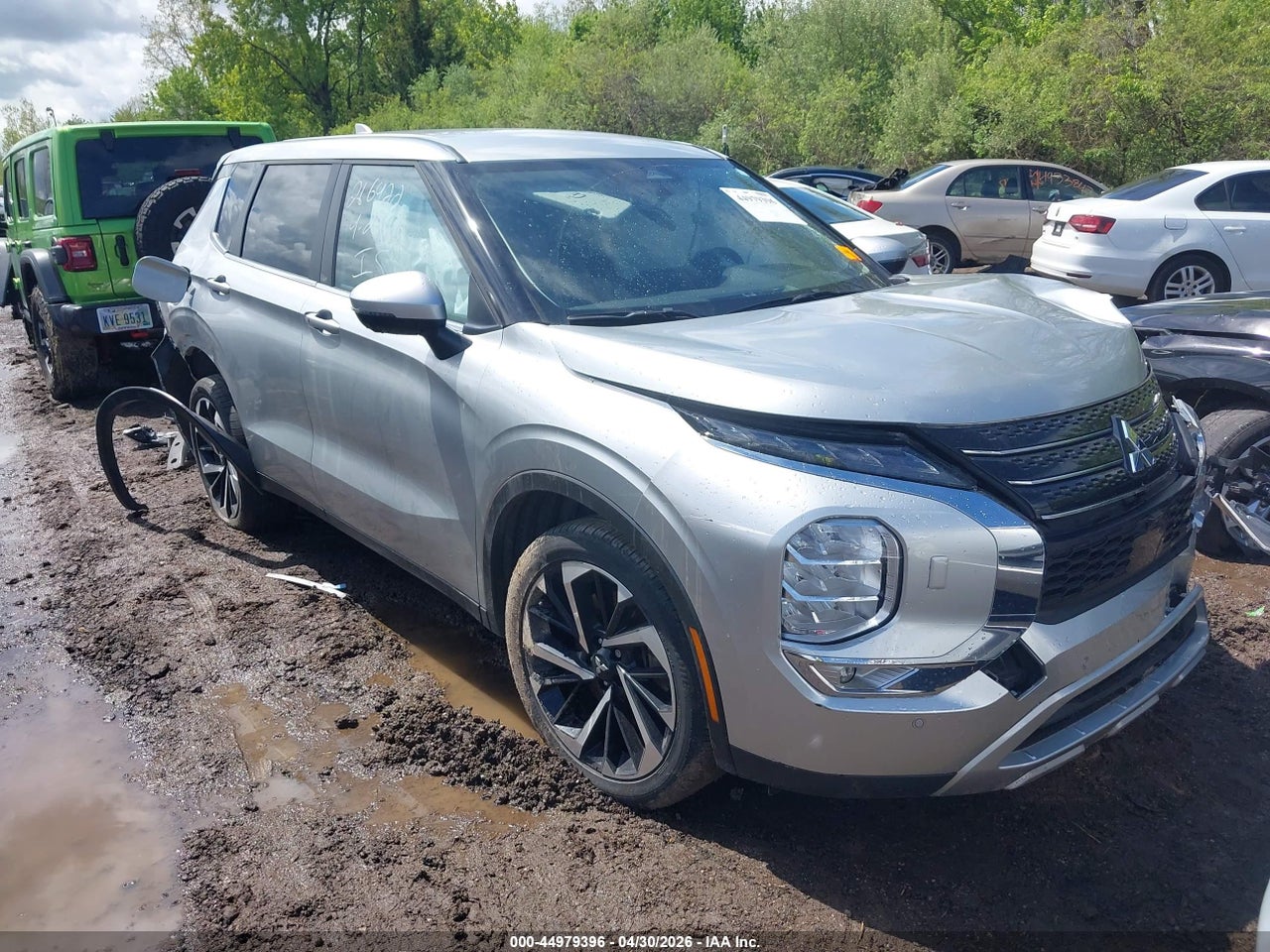 JA4J4VA87RZ****** · 2024 MITSUBISHI OUTLANDER SE 2.5 S-AWC