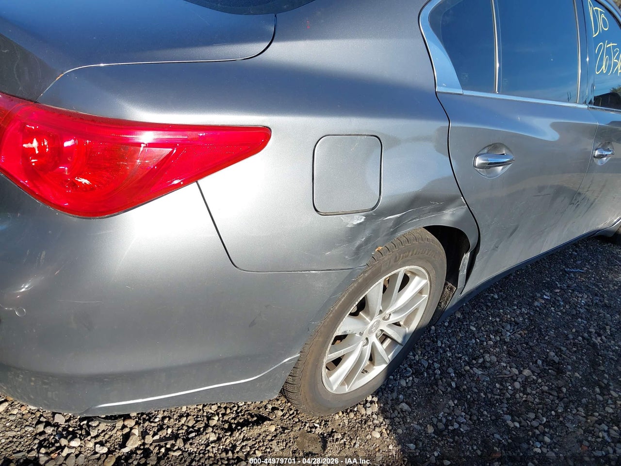 2015 INFINITI Q50 PREMIUM · 6/11