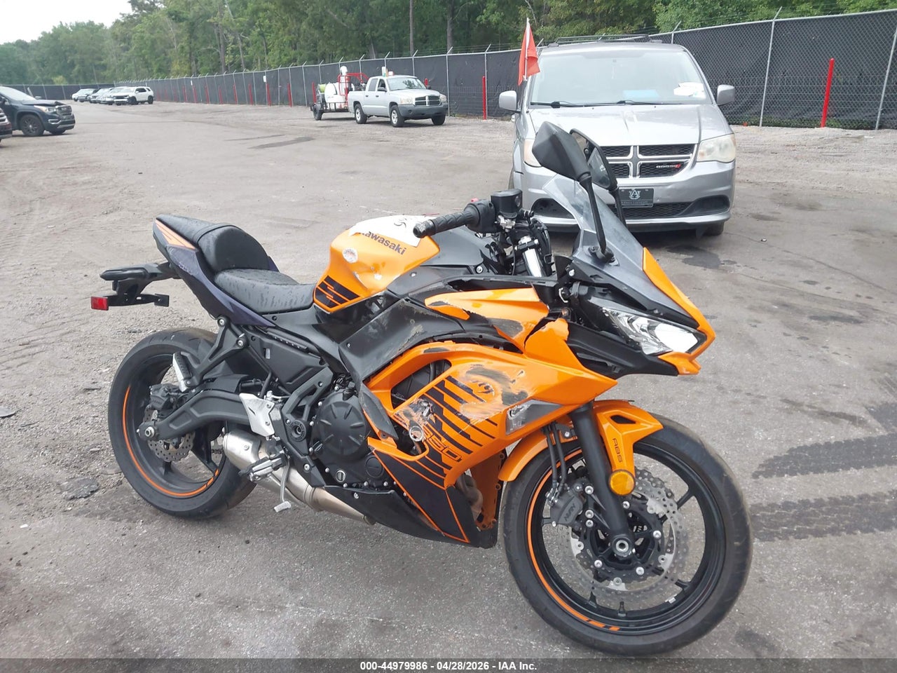 ML5EXEP16SD****** · 2025 KAWASAKI EX650 P