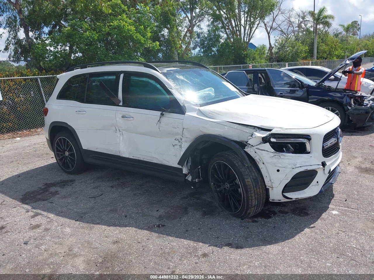W1N4M4GB0PW****** · 2023 MERCEDES-BENZ GLB 250
