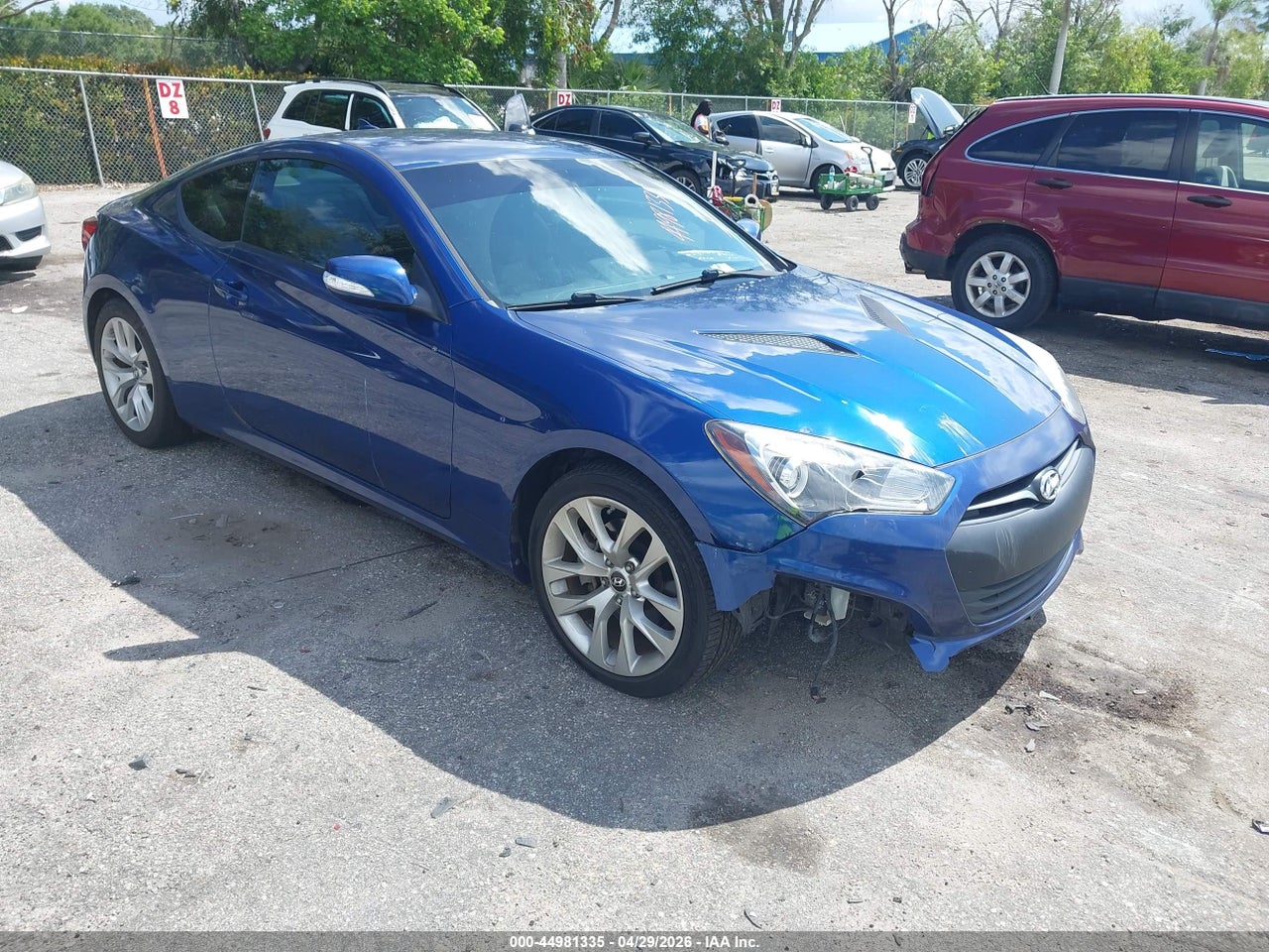 KMHHT6KJ3GU****** · 2016 HYUNDAI GENESIS 3.8 BASE