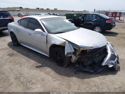 2004 PONTIAC GRAND PRIX GT2