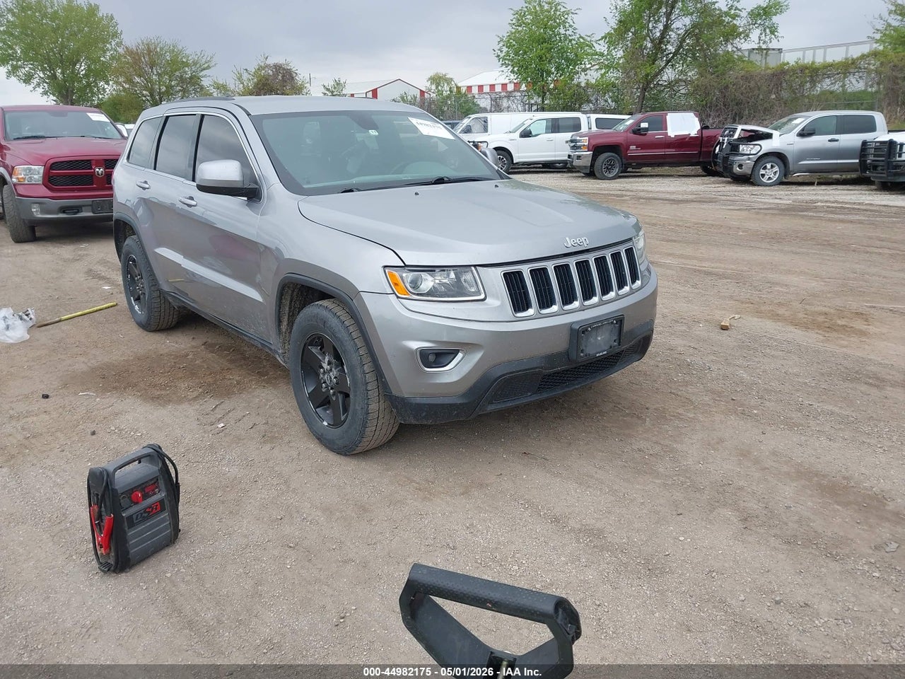 1C4RJFAG0FC****** · 2015 JEEP GRAND CHEROKEE LAREDO