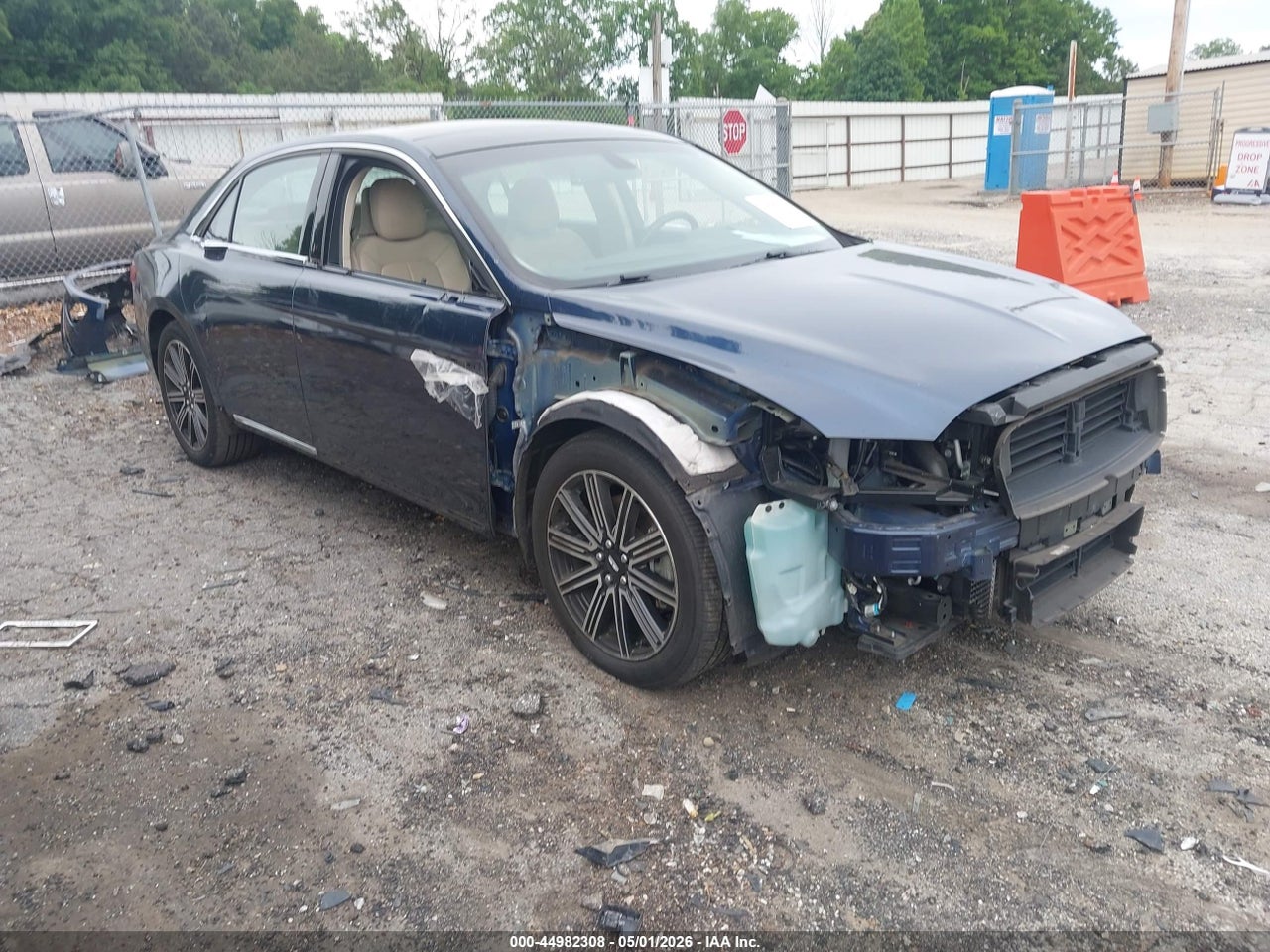 1LN6L9RP0H5****** · 2017 LINCOLN CONTINENTAL RESERVE