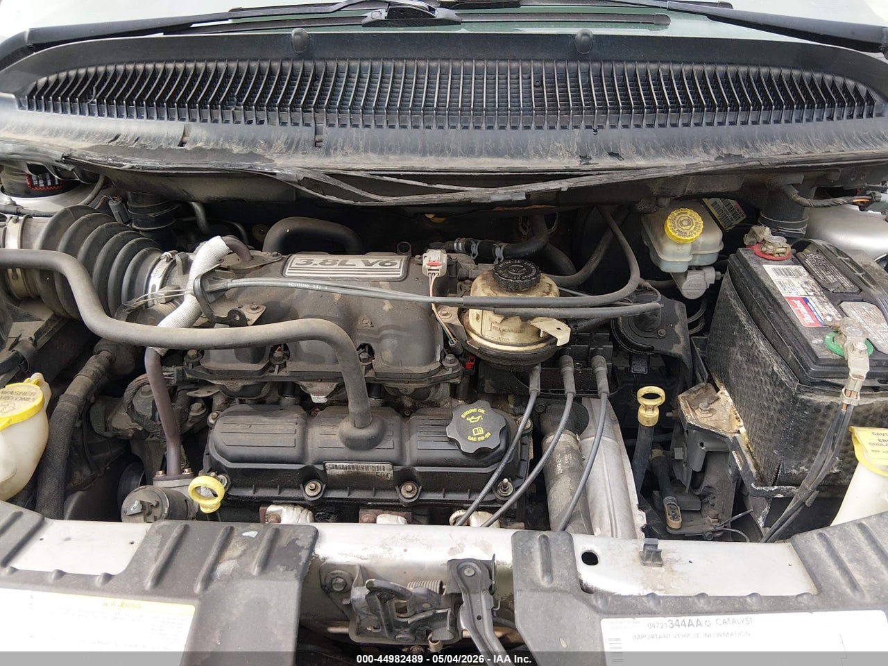 2005 CHRYSLER TOWN &amp; COUNTRY LIMITED · 10/11