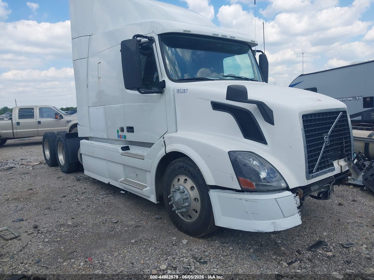 2014 VOLVO VN VNL