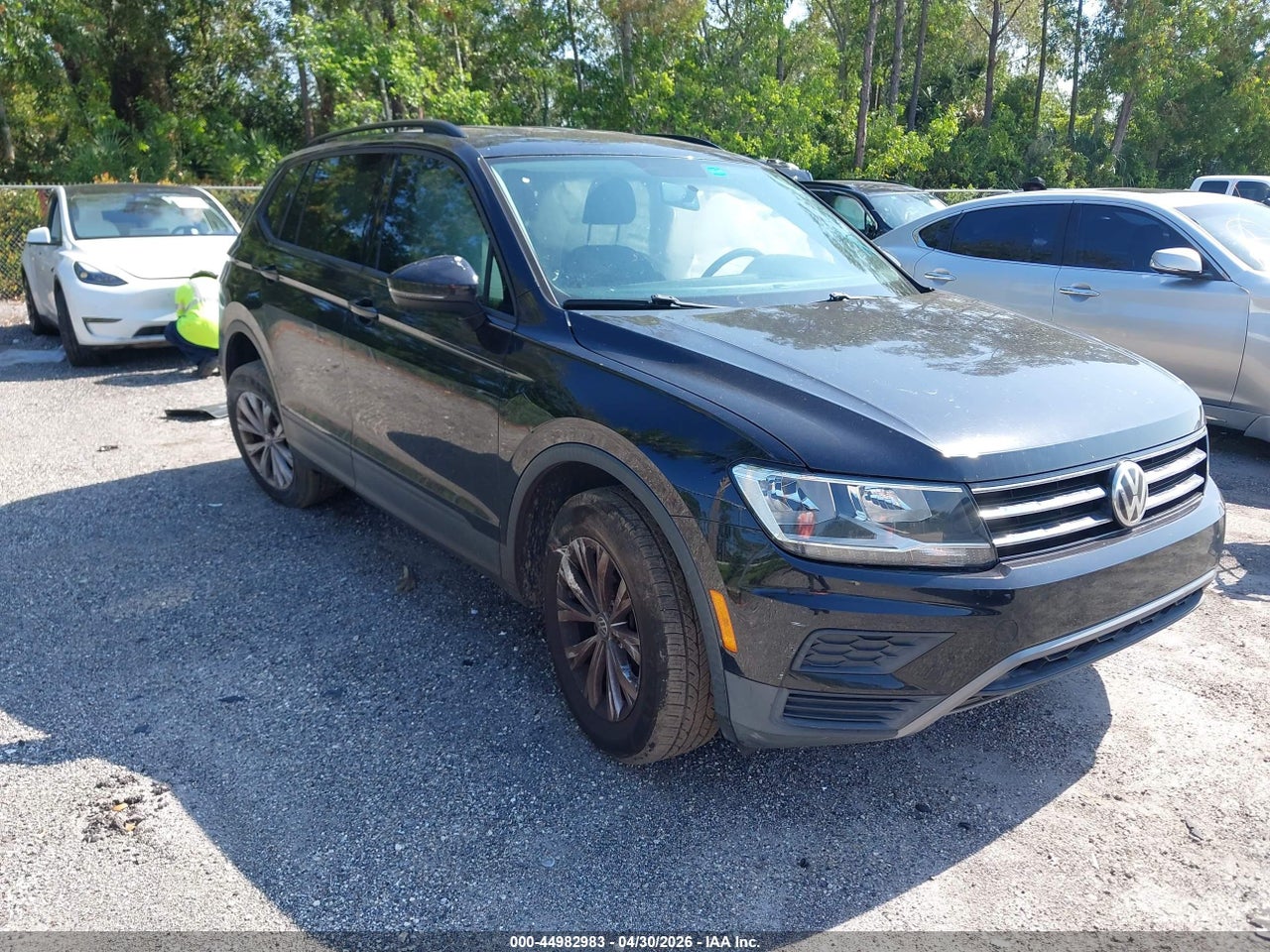 3VV1B7AX7KM****** · 2019 VOLKSWAGEN TIGUAN 2.0T S