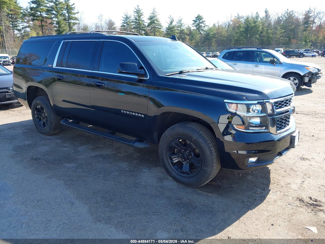 1GNSKHKC9HR****** · 2017 CHEVROLET SUBURBAN LT