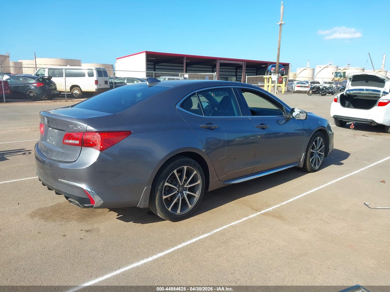2018 ACURA TLX TECH PKG · 4/11
